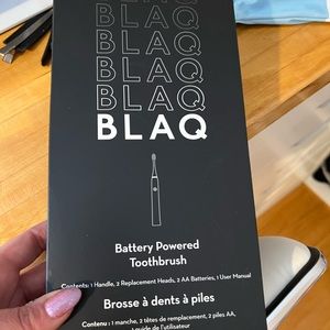Blaq battery powered toothbrush